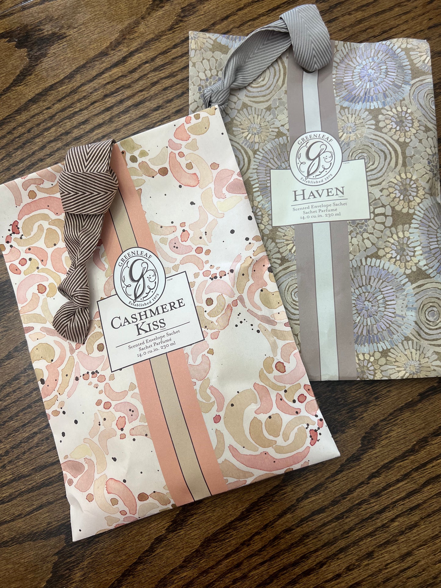 Green Leaf Closet Sachet